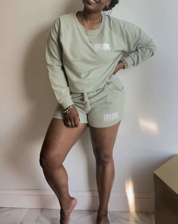 ESSENTIAL "FUN AUNTIE" SHORT SET